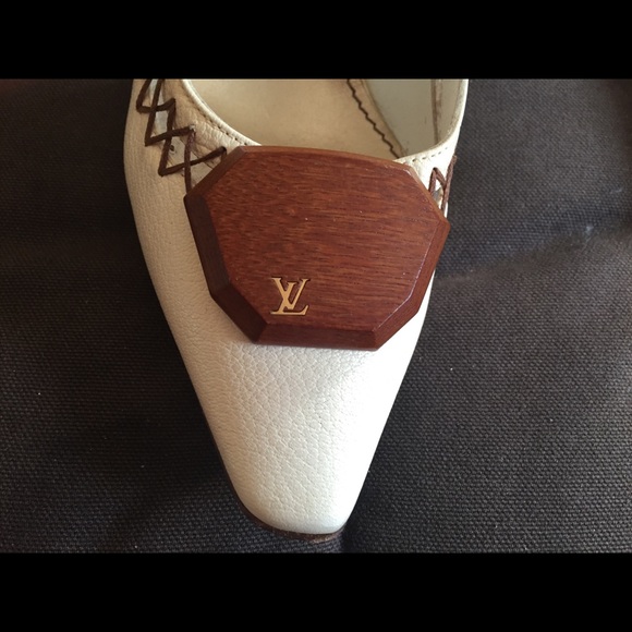 Louis Vuitton Shoes - Picture 2 of 5